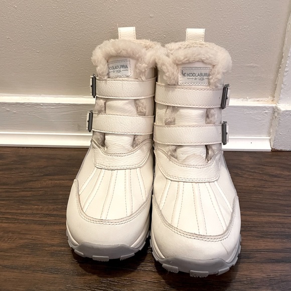 Koolaburra by UGG White Boots Size 8 IMREE MOTO waterproof - Picture 12 of 16
